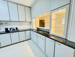 Ridgewood (D10), Condominium #511605031